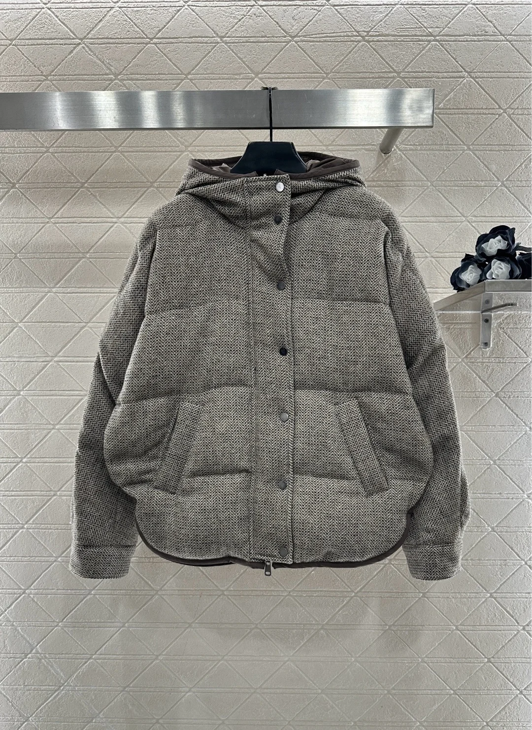 

Reversible Hooded Down Jacket for Women Cashmere Wool Blend & Nylon 2-in-1 Lightweight Warm Winter Coat Quilted Puffer