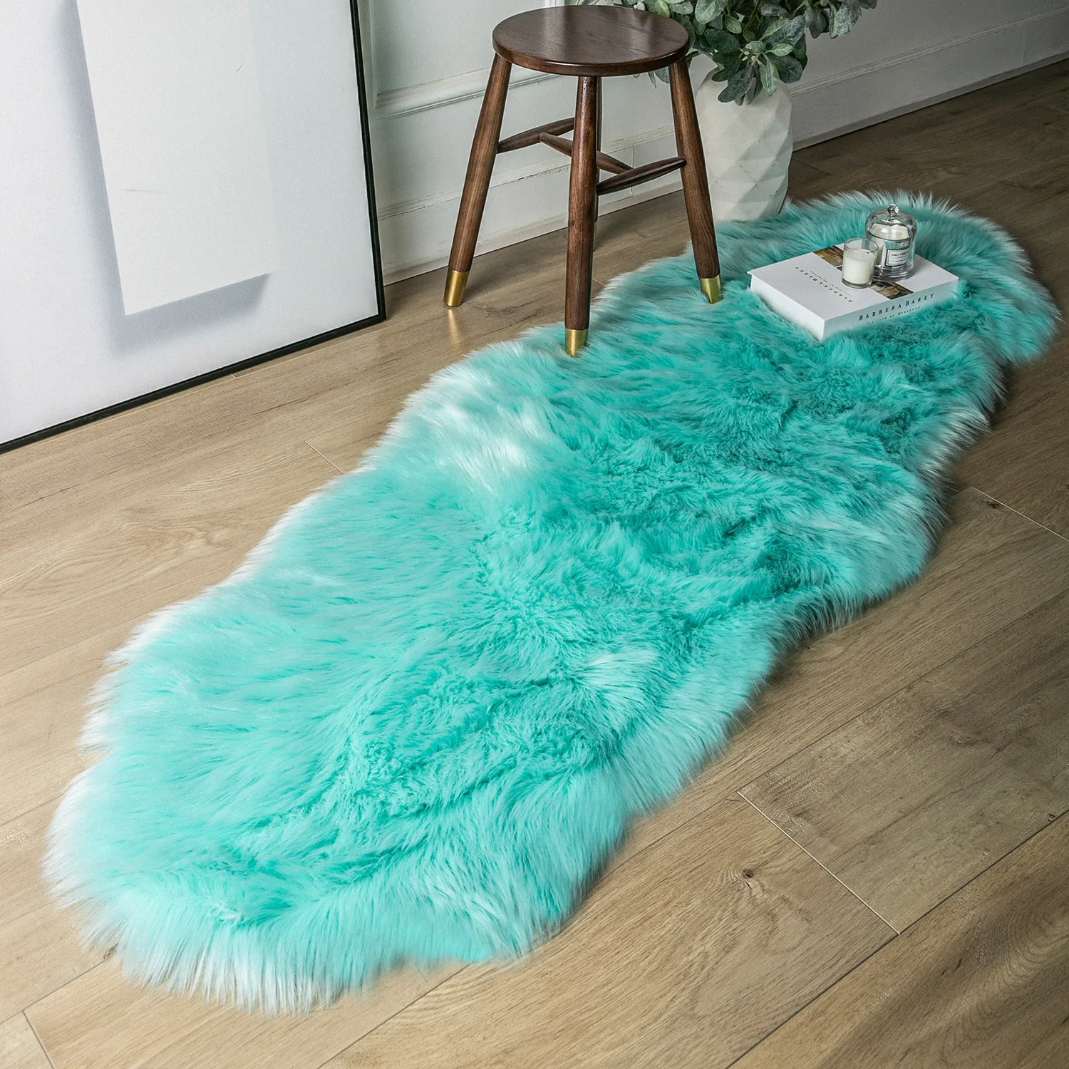 

Ashler HOME DECO Ultra Soft Shaped Faux Sheepskin Fur Rug White Fluffy Area Rug Shag Rug Carpets for Bedroom Living Room