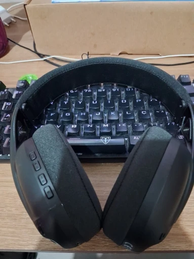 ATTACK SHARK L80 Ultra-Light Tri-Mode Gaming Headset Lightweight Wireless Gaming Headset for PC/PS4/PS5/Switch/Xbox photo review