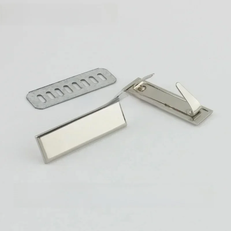 50-100 SZTUK Wygraweruj swoje imię 45 * 13 MM Metalowa etykieta Długie prostokątne etykiety na torebki Metalowe logo do torebek DIY Metalowe etykiety — zdjęcie 2