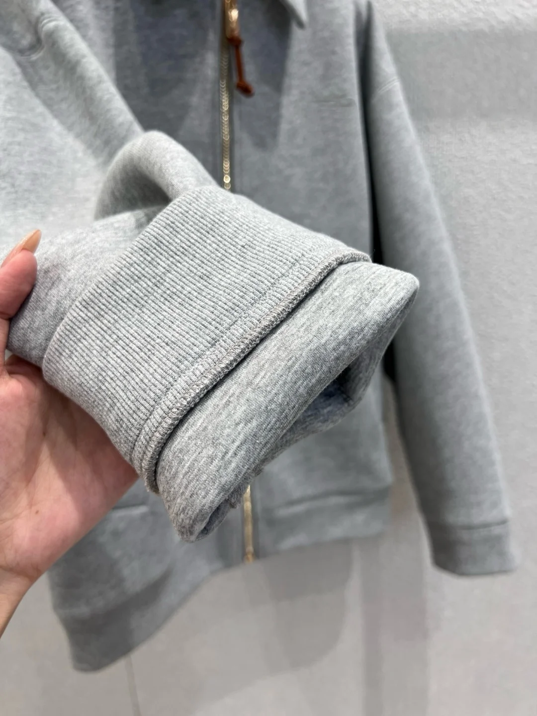 سترة بسحاب كبيرة الحجم بياقة قميص أوائل الخريف، سويت شيرت قطني بنمط فكر