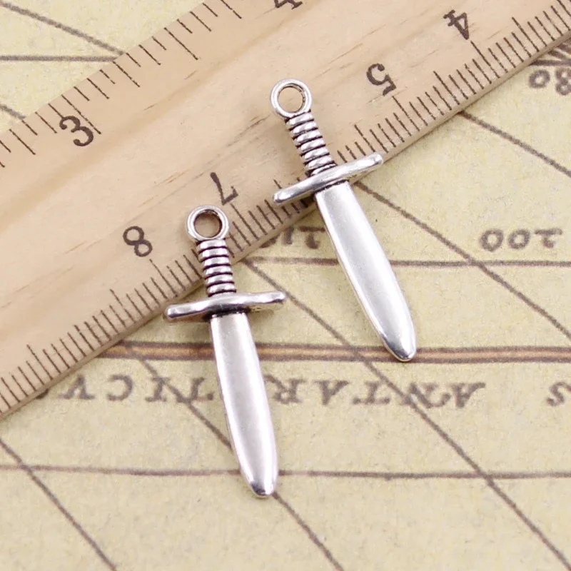 20 sztuk Charms sztylet 30x12x4mm tybetański brąz kolor srebrny wisiorki antyczna biżuteria Making DIY Handmade Craft — zdjęcie 2