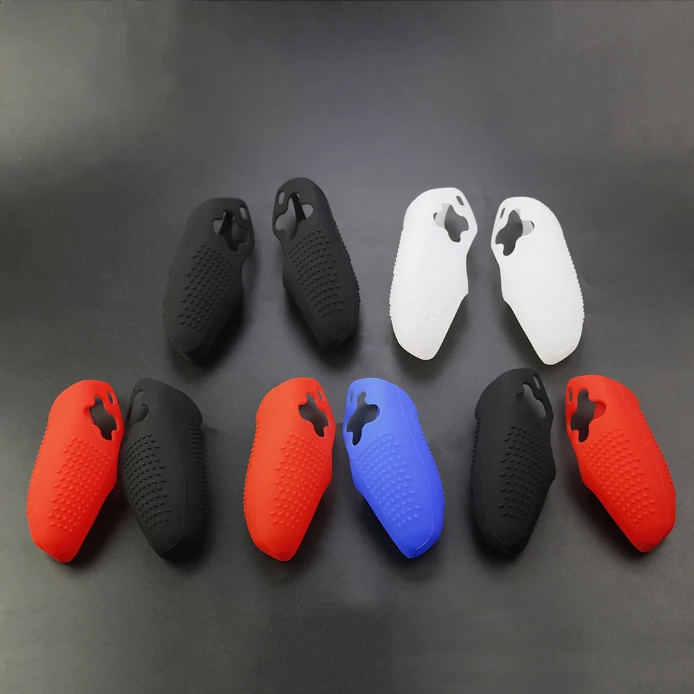 JCD 1 paire pour PS5 coque en silicone fendue avec particules antidérapantes pour PS5 contrôleur couverture peau coque en silicone