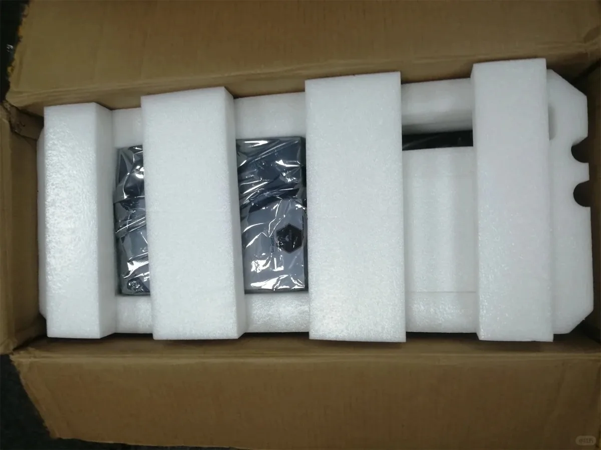 가격 할인 새로운 Bitmain Antminer L7 8550M 8800M 9300M 9050M 9500M Asic Miner 암호화 마이닝 DOGE LITECOIN 마이닝 기계