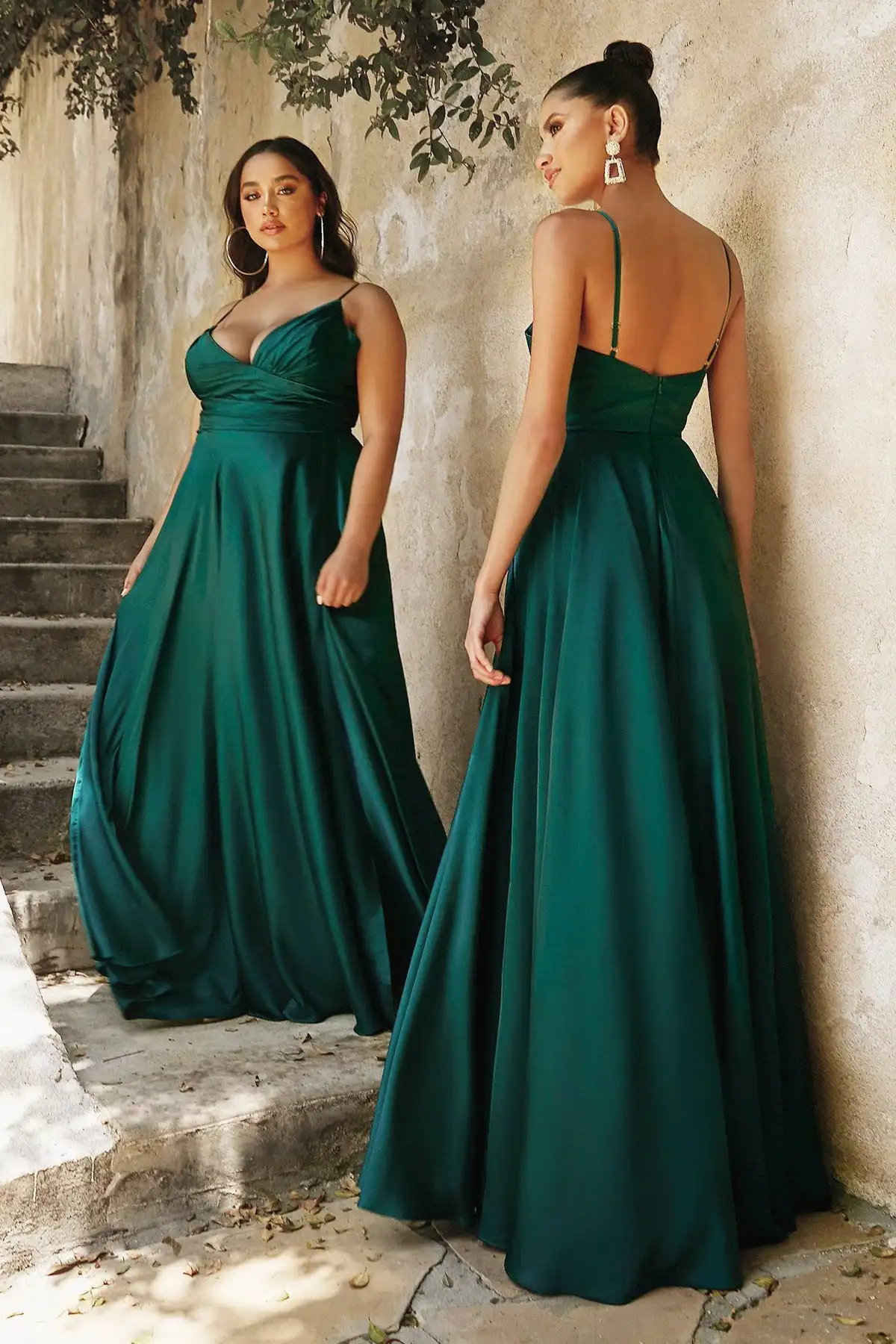 Satin Spaghetti Straps V-Neck Bridesmaid Dresses With Split A Line Floor-Length Prom Gowns Corset Backless Sleevelss Ball Gowns