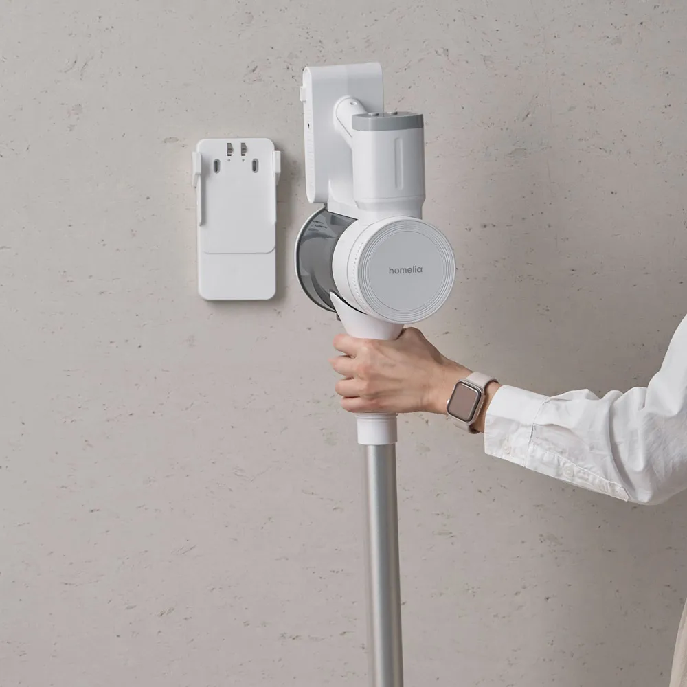 홈리아 청소기 전면