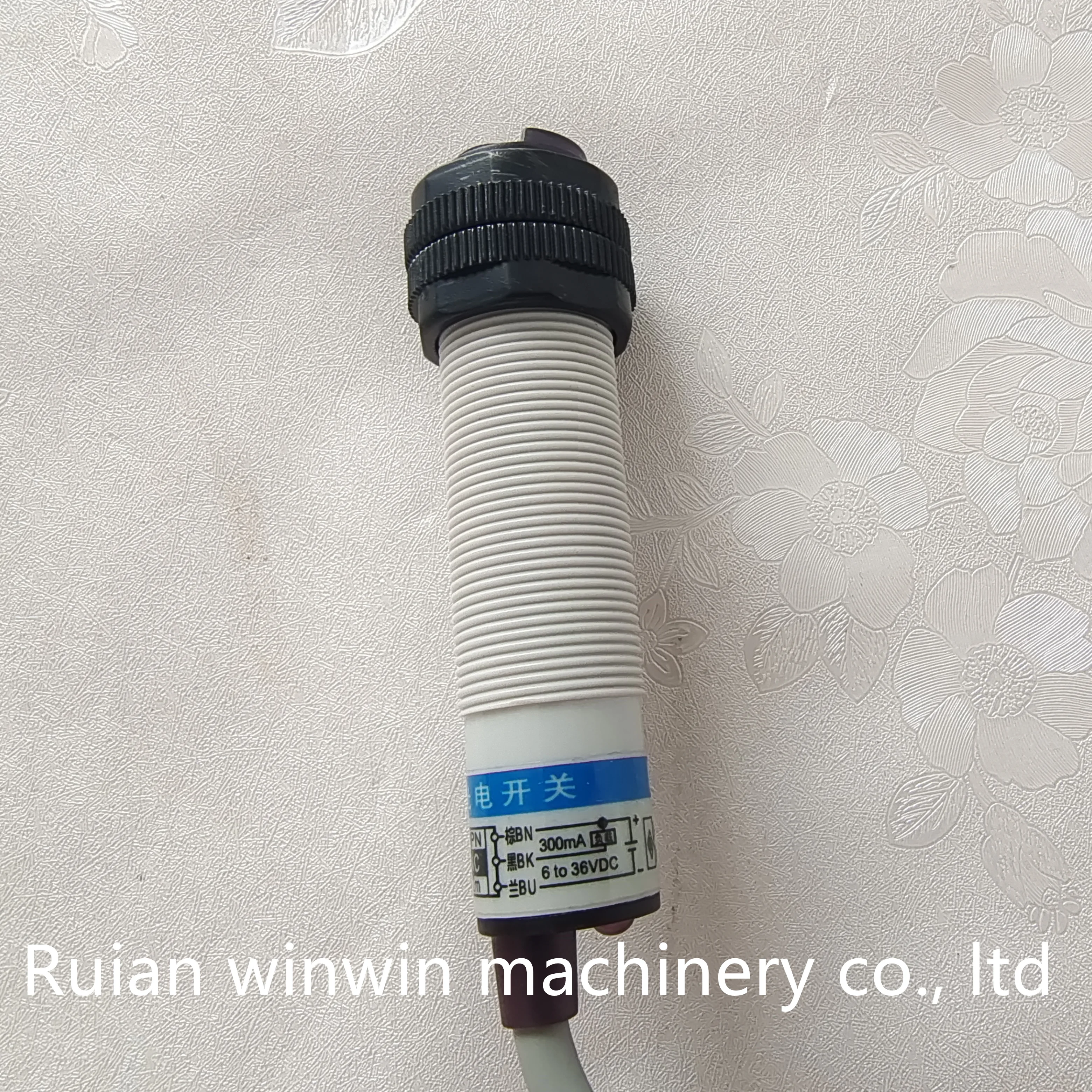 LYE-FLGD2C lye-flgd2c مستشعر الخلايا الكهروضوئية الإلكترونية لتتبع الألوان لآلة صنع الأكياس