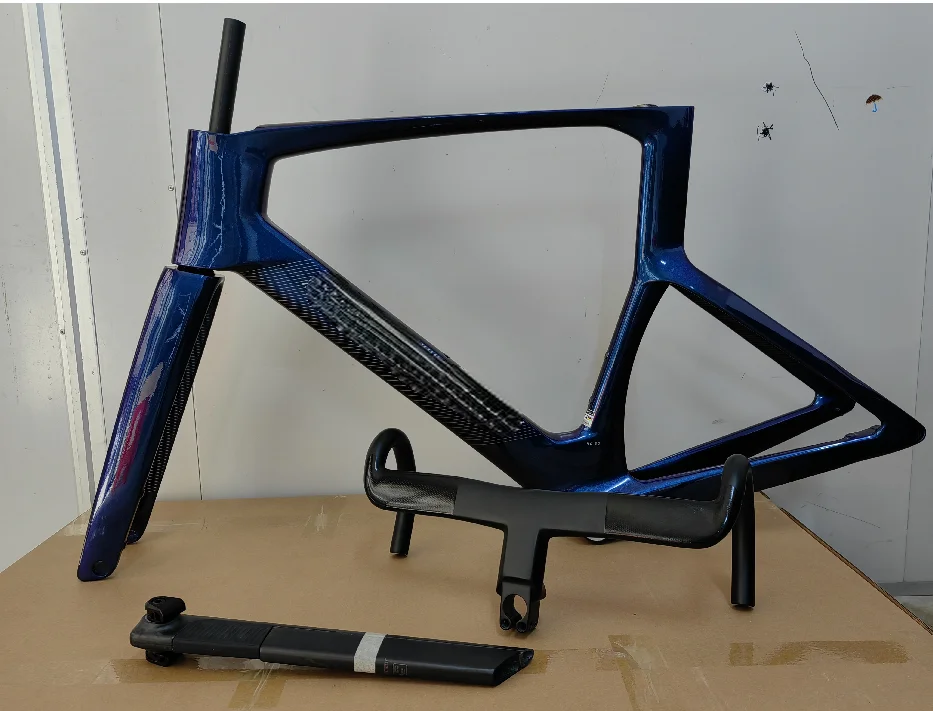 

2025 style foi-l road bike carbon frameset bb86 disc cycling bike frame+handlebar+seatpost chameleon color made in taiwan