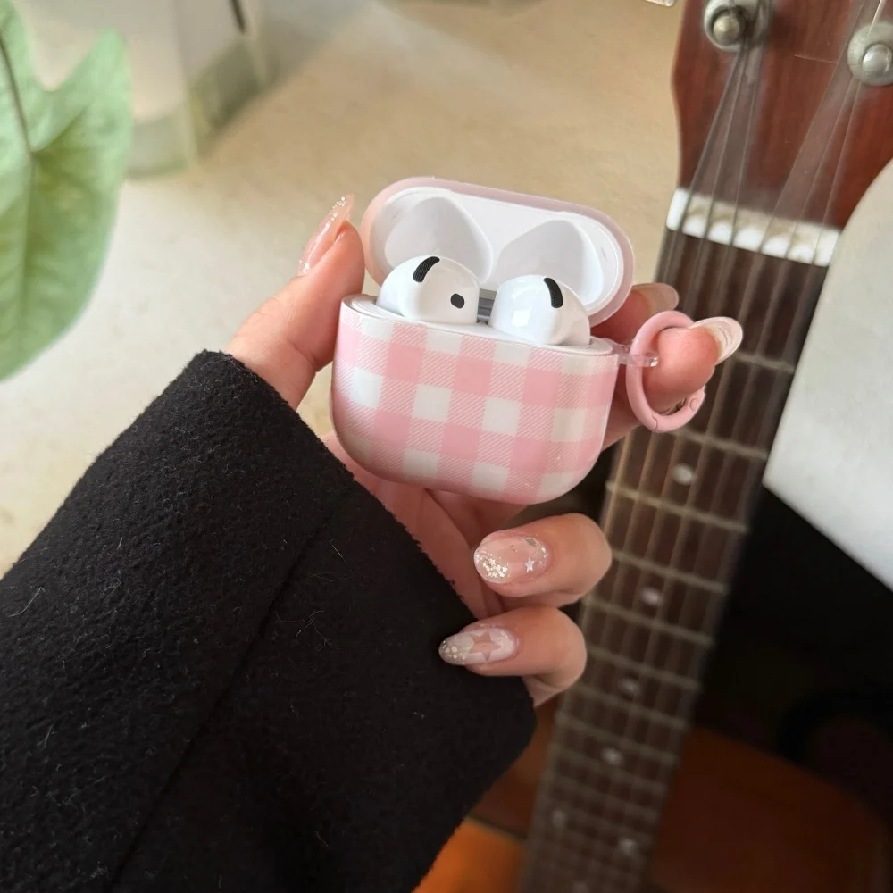

Simple and stylish pink plaid headphone protective case, suitable for AirPods 4/3/2 Pro/2/4, new shockproof protective case
