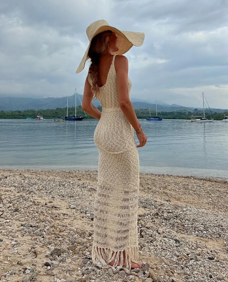 女性のセクシーなノースリーブバックレスマキシドレスタッセルかぎ針編みビーチカバーアップ水着ニットビキニ夏水着