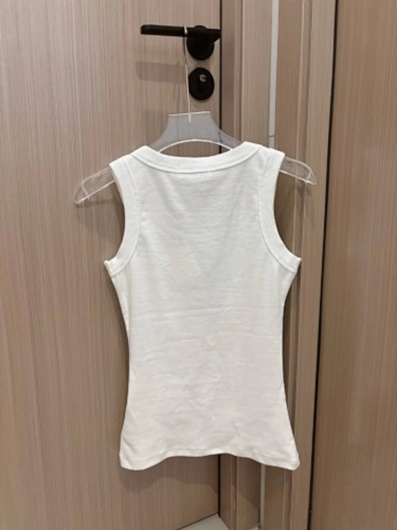 

2026 Women's Spring and Summer New Ribbed Embroidered Vest ZX017