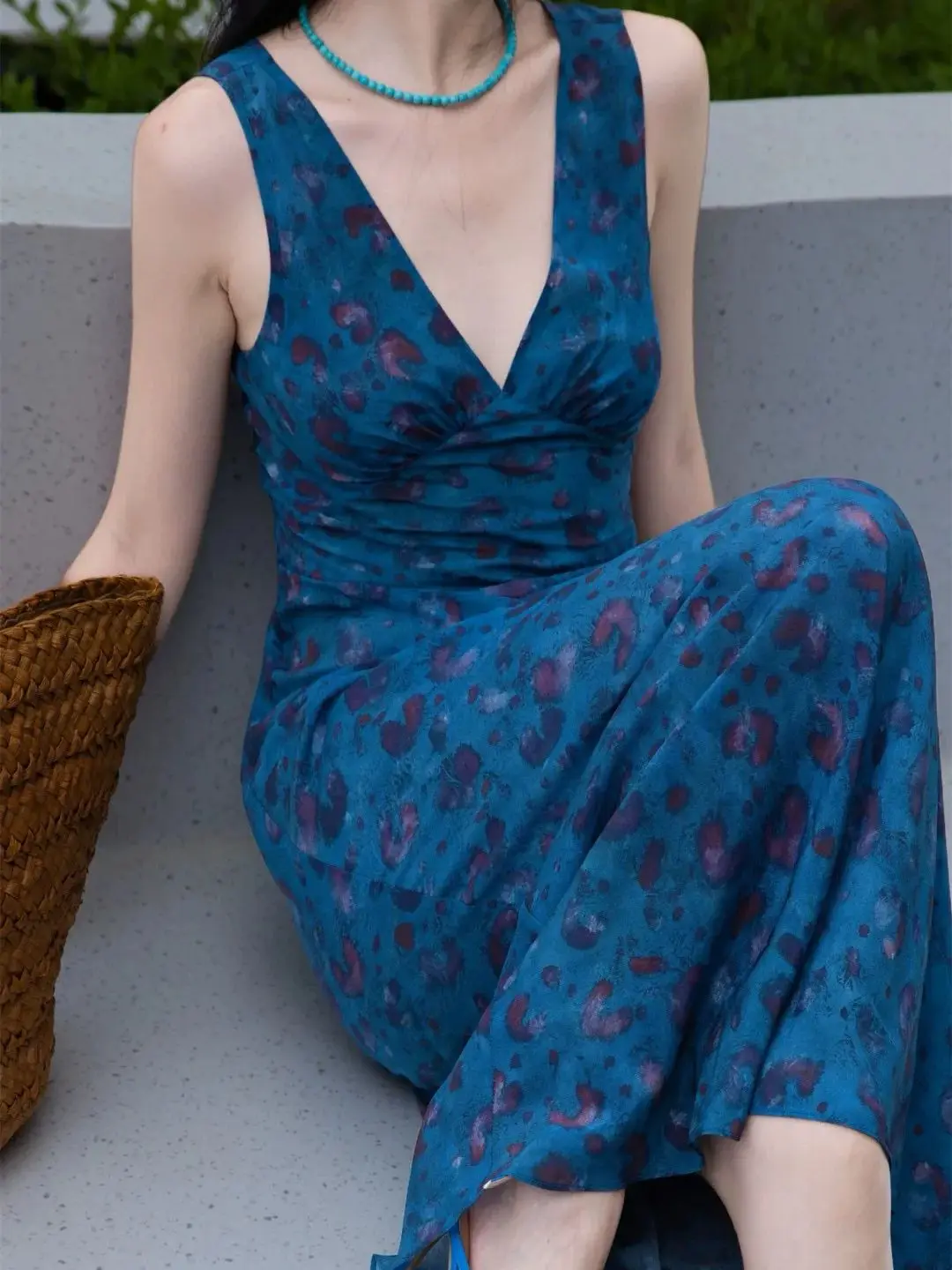 فستان حريري أصلي أنيق كاجوال بدون أكمام