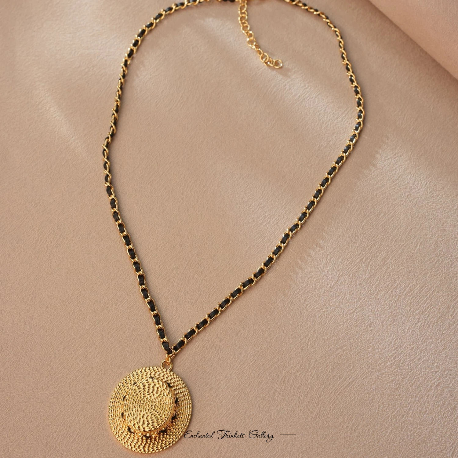 YAJUNIEL Vintage Hat Pendant Necklace for Women 24K Real Gold Plated Hypoallergenic Retro Charm Statement Jewelry Gifts