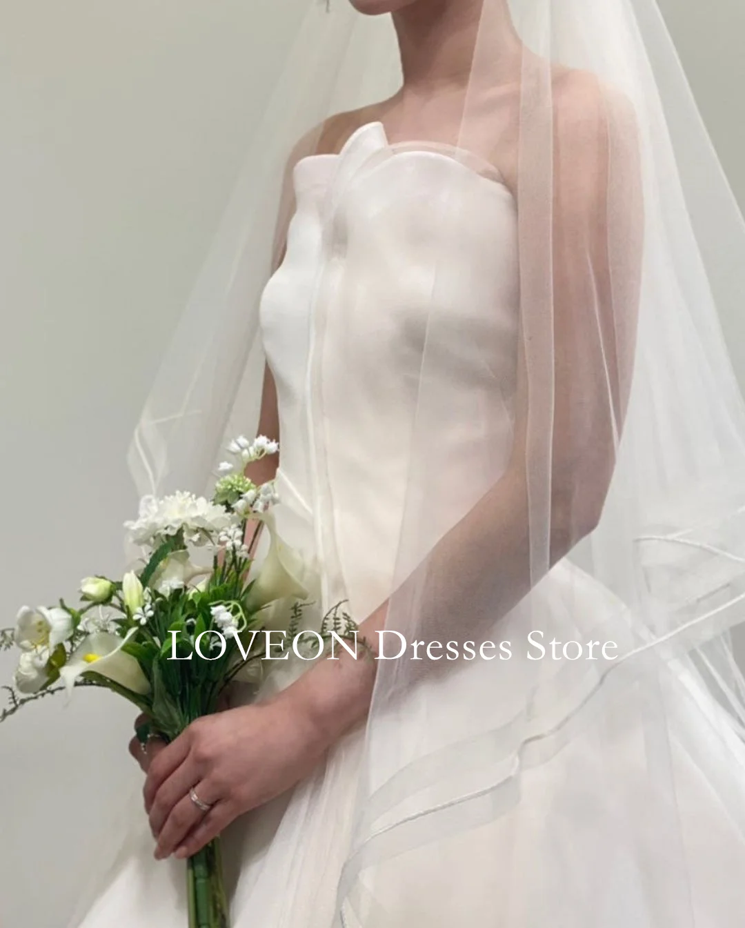 Colavis Strapless Wedding Dresses Floor Length  프롬드레스  Korea A-Line Organza A-Line Pretty Tiered Bride Gowns Party Women Bride