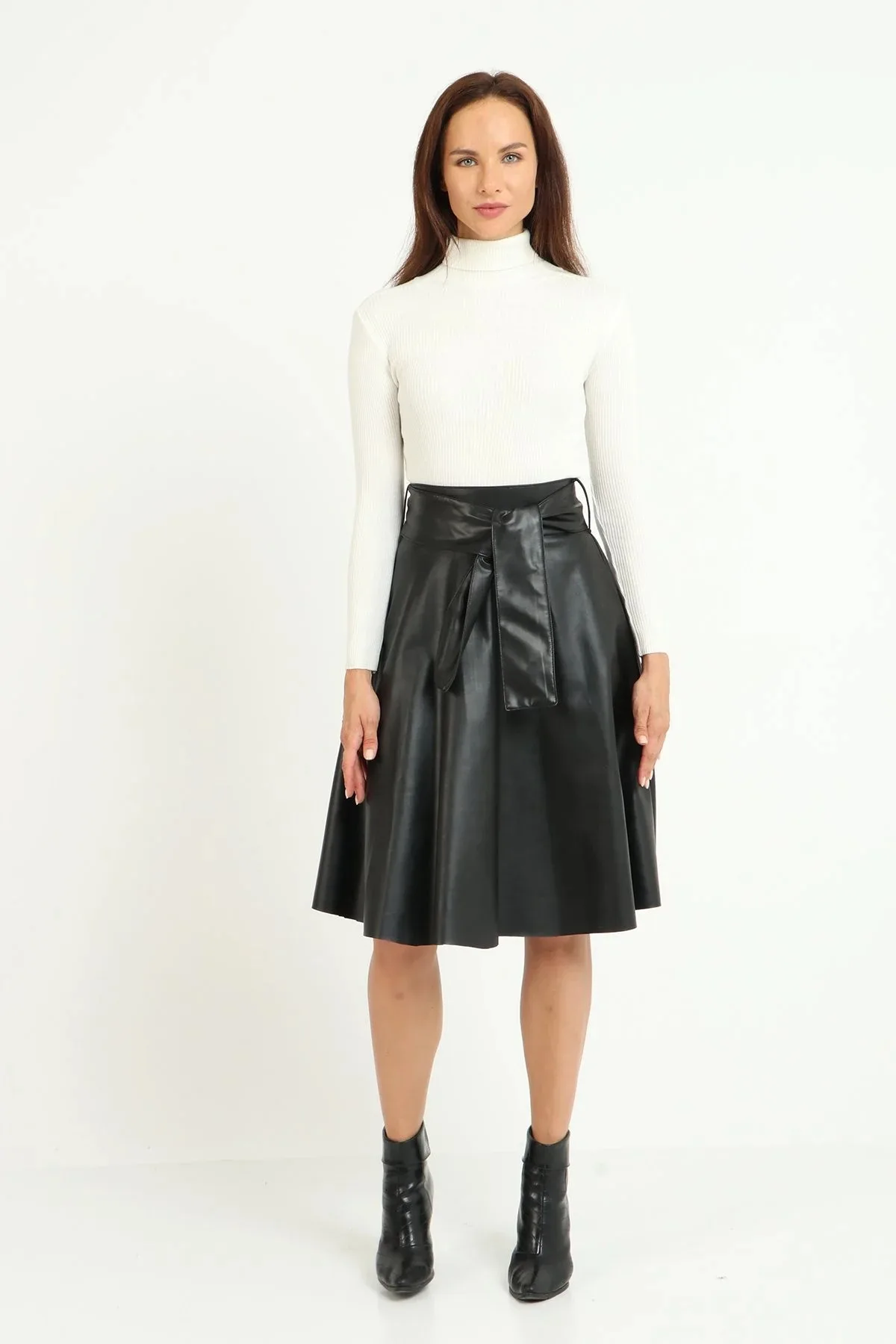 High Waist Midi Length Belt Detailed Leather Skirt