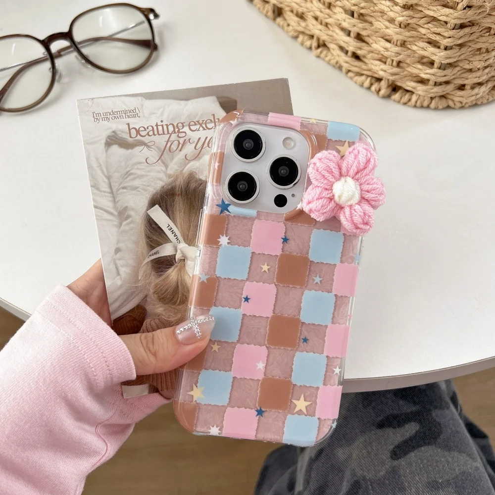 

Atmospheric plaid three-dimensional knitted flower mobile phone case suitable for iPhone 15/14/16/17Pro Max, new protective case