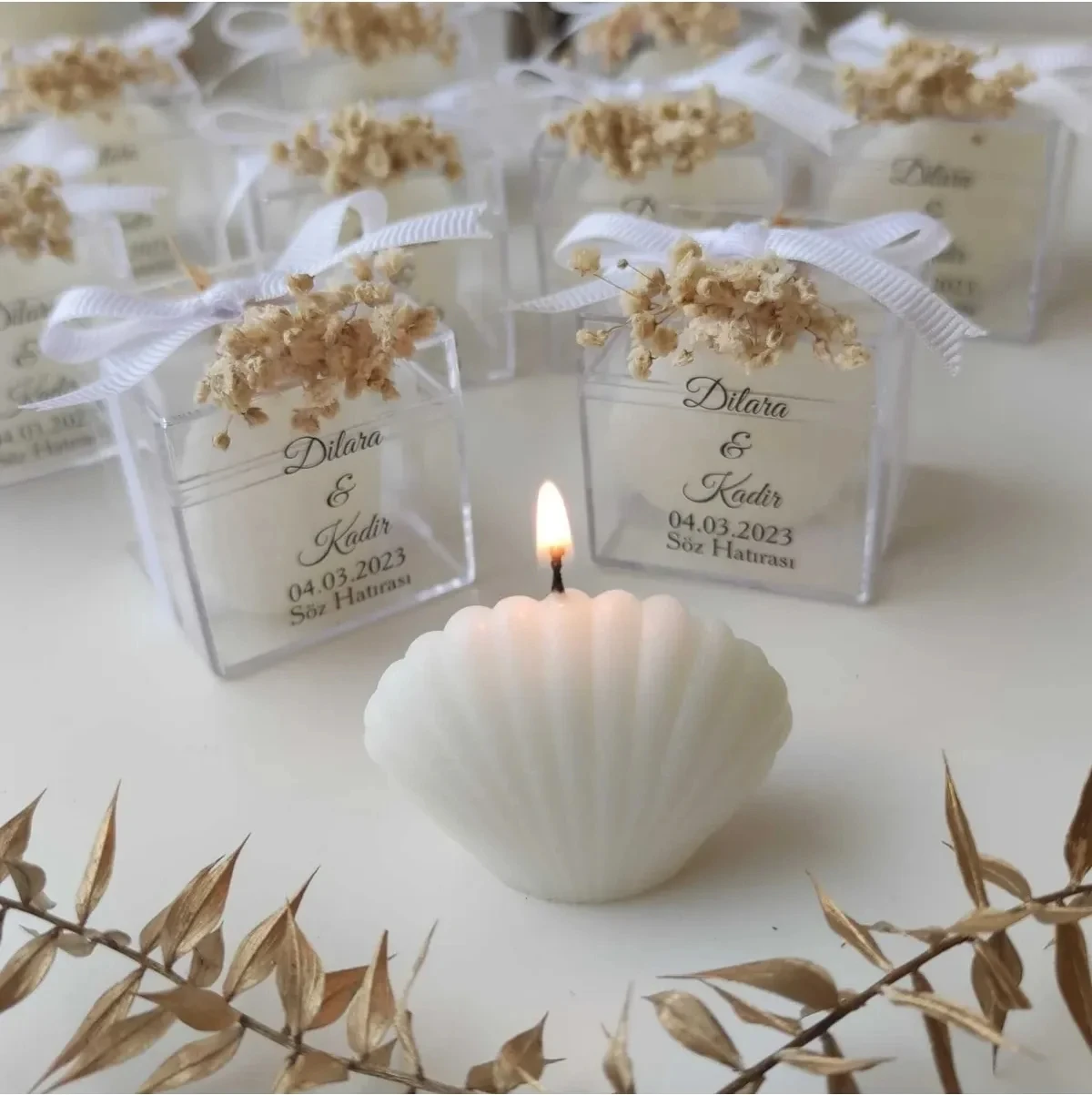 

Customizable Wedding Candle Favors,Wedding Gift For Guests,wedding favors for guests,Baptism Gift Box Set, Bridesmaid Candle, Flower Candle, Babyshower Gift, Aroma Candle Souvenir Gift Box For Baby Shower Bridal Shower