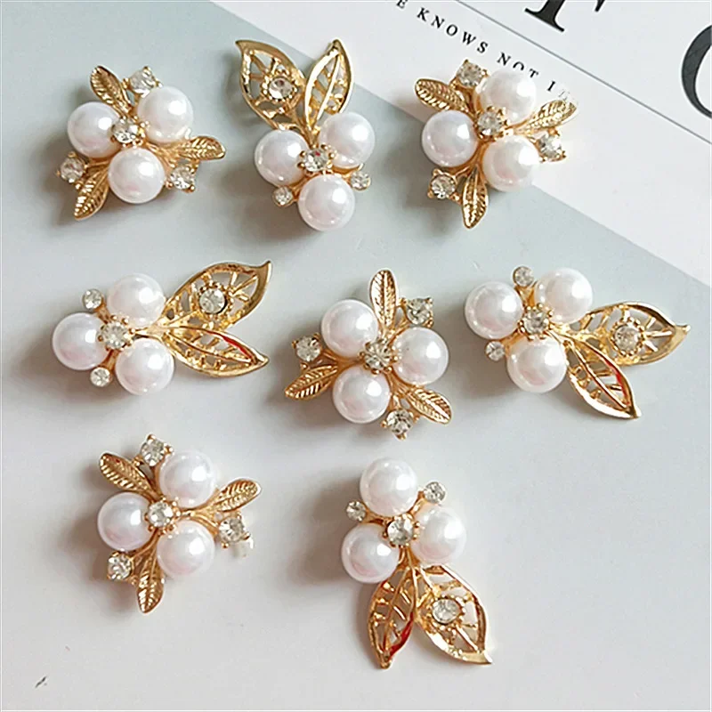 Boutons en alliage de perles et de strass, 10 pièces, fleurs créatives en or, ornements faits à la main, boucles d'oreilles ras du cou, artisanat de cheveux, accessoires de bijoux à faire soi-même