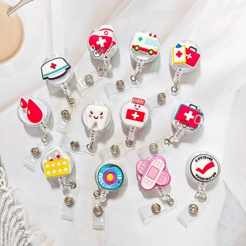 Clip de Badge d'identification d'infirmière créatif de dessin animé, ensemble de clips rétractables faciles à tirer, carte nominative d'exposition de médecin d'étudiant