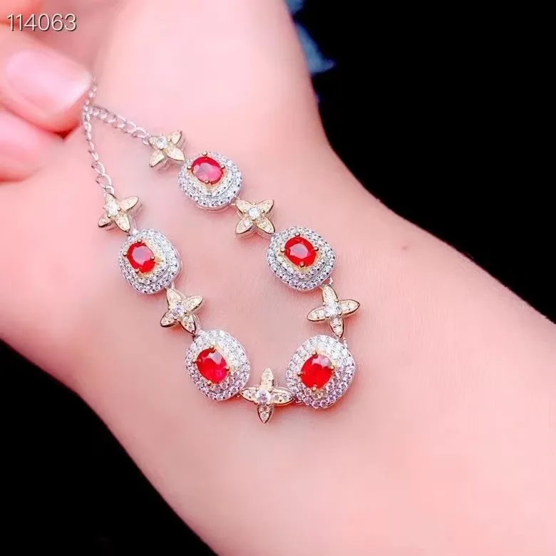 KJJEAXCMY fine jewelry S925 sterling silver inlaid natural ruby Girl hand Bracelet as a Birthday Party Gift for Girlfriend