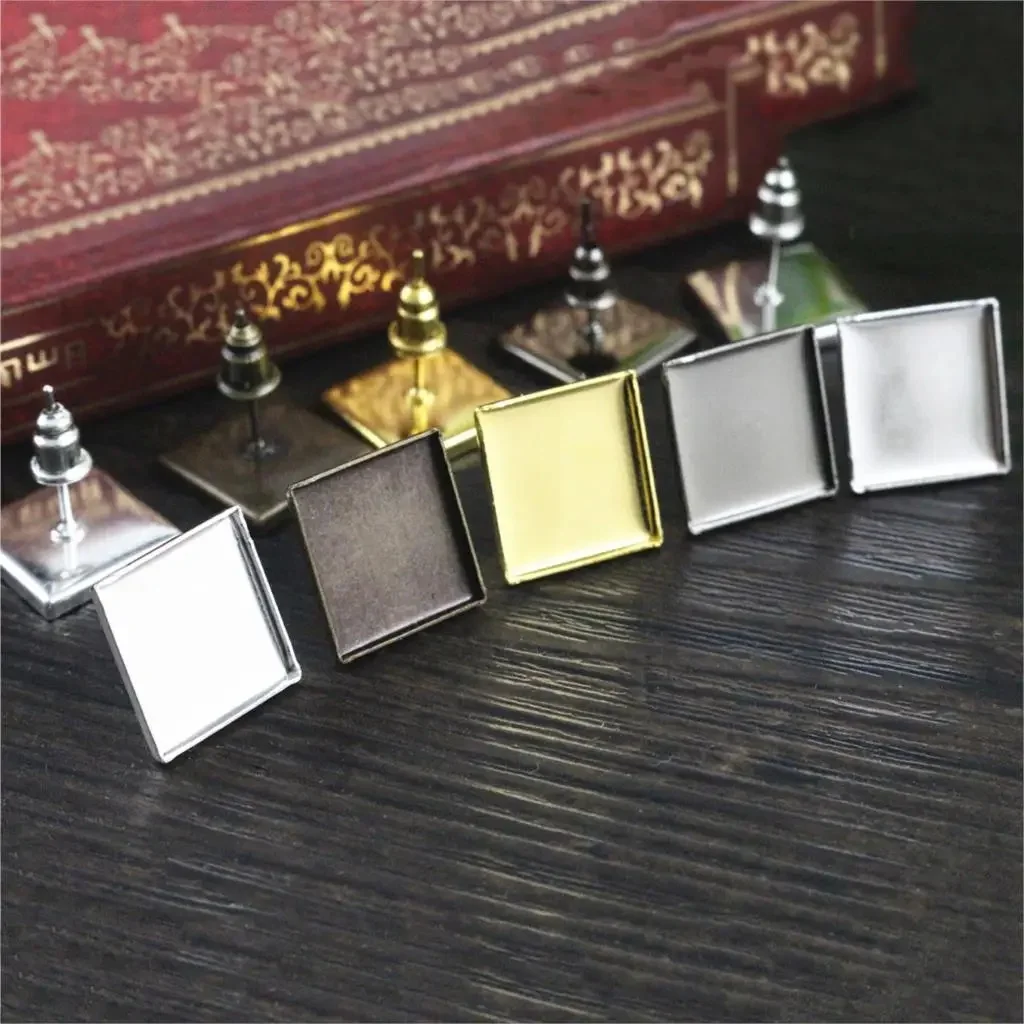 12mm 20 sztuk/partia 7 kolory pozłacane kwadratowy kolczyk szpilki, kolczyki puste/Base, fit 12mm szklane Cabochons, przyciski — zdjęcie 2