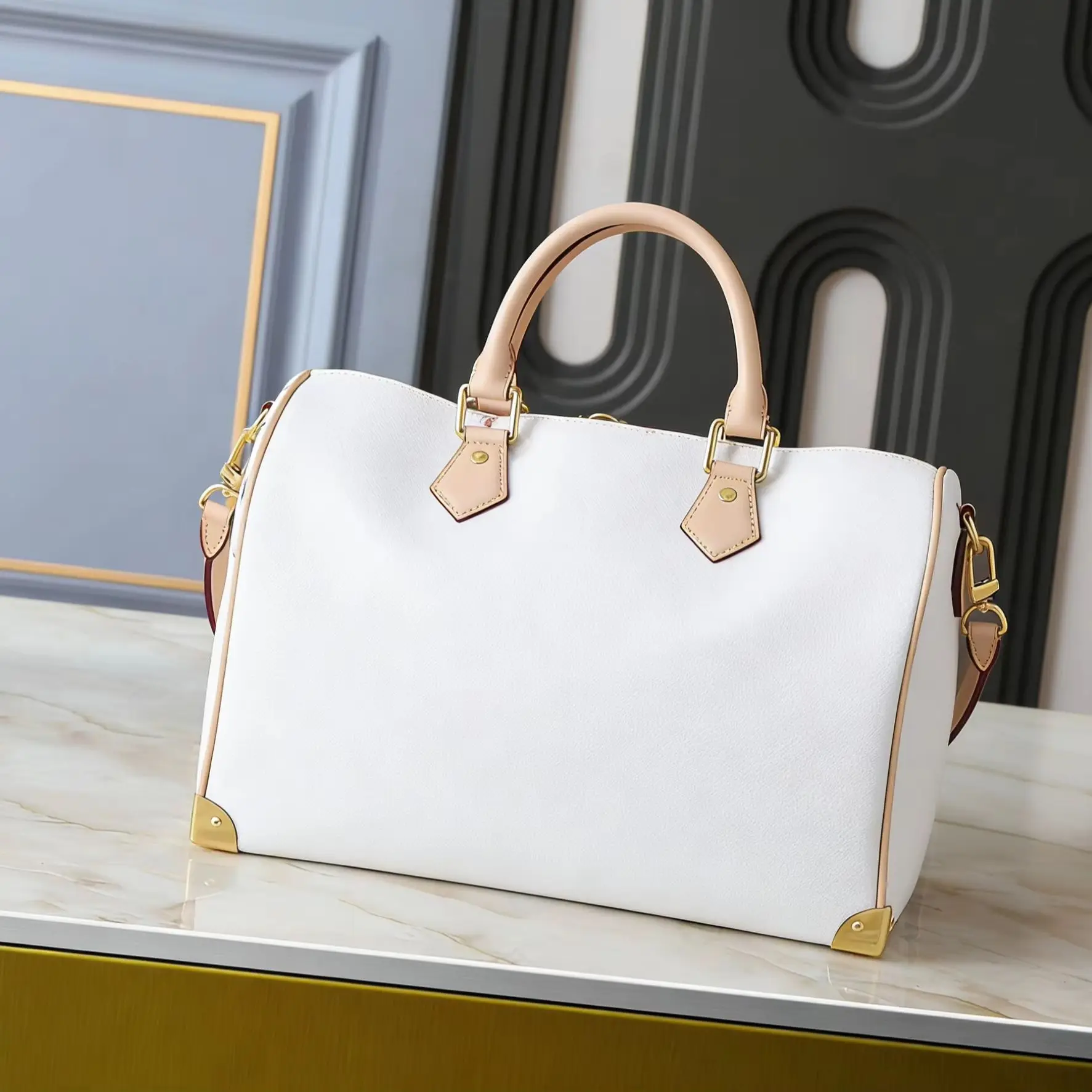 

2025 New Handbag Pillow Bag Canvas and Leather Edge Printing High Quailty 30 x 21x 17cm