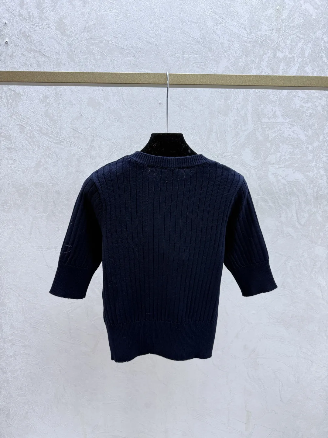 

New Women's Fashion Solid Color Simple Knitted Short-sleeved Shirt