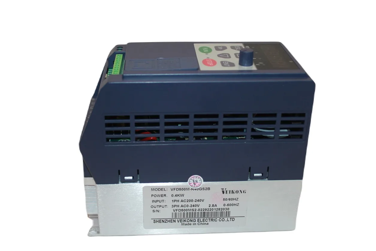 Veikong VFD500M-2R2GT4B Solar Pump MPPT Smart Inverter 0.4KW AC DRIVE Frequency