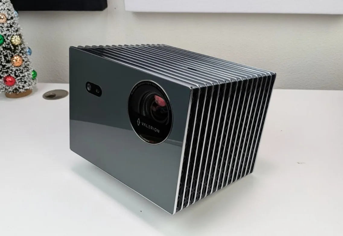 KO Valerion VisionMaster Pro2 (Niebieski) - Projektor laserowy 4K - 15000:1 - HDR10+