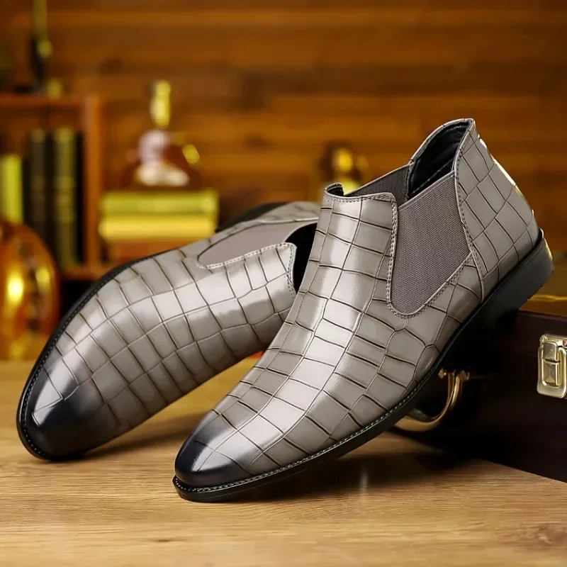 Męskie buty Chelsea Luksusowe buty za kostkę ze szpiczastym noskiem Mężczyźni Modne wysokiej jakości skórzane buty Biznesowe buty do sukienki Duży rozmiar Buty męskie — zdjęcie 2