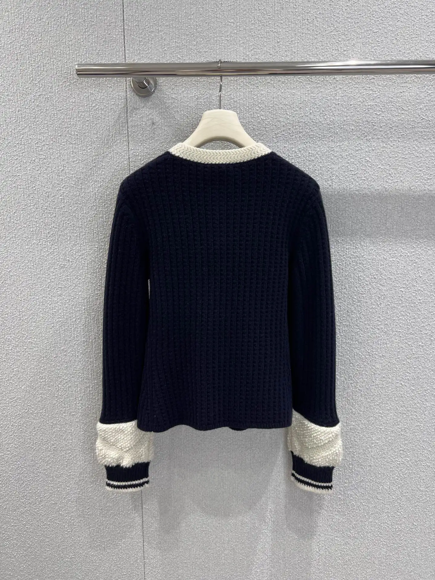 

High Quality Autumn Winter Women's Cardigan Casual Fashion Patchwork O-neck Buttons Knitted Sweather J033Q