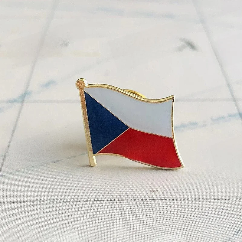 Czechy flaga narodowa przypinki na klapę przezroczysta żywica epoksydowa metalowa emaliowana przypinka farba broszka pamiątka garnitur osobowość pamiątkowa — zdjęcie 2