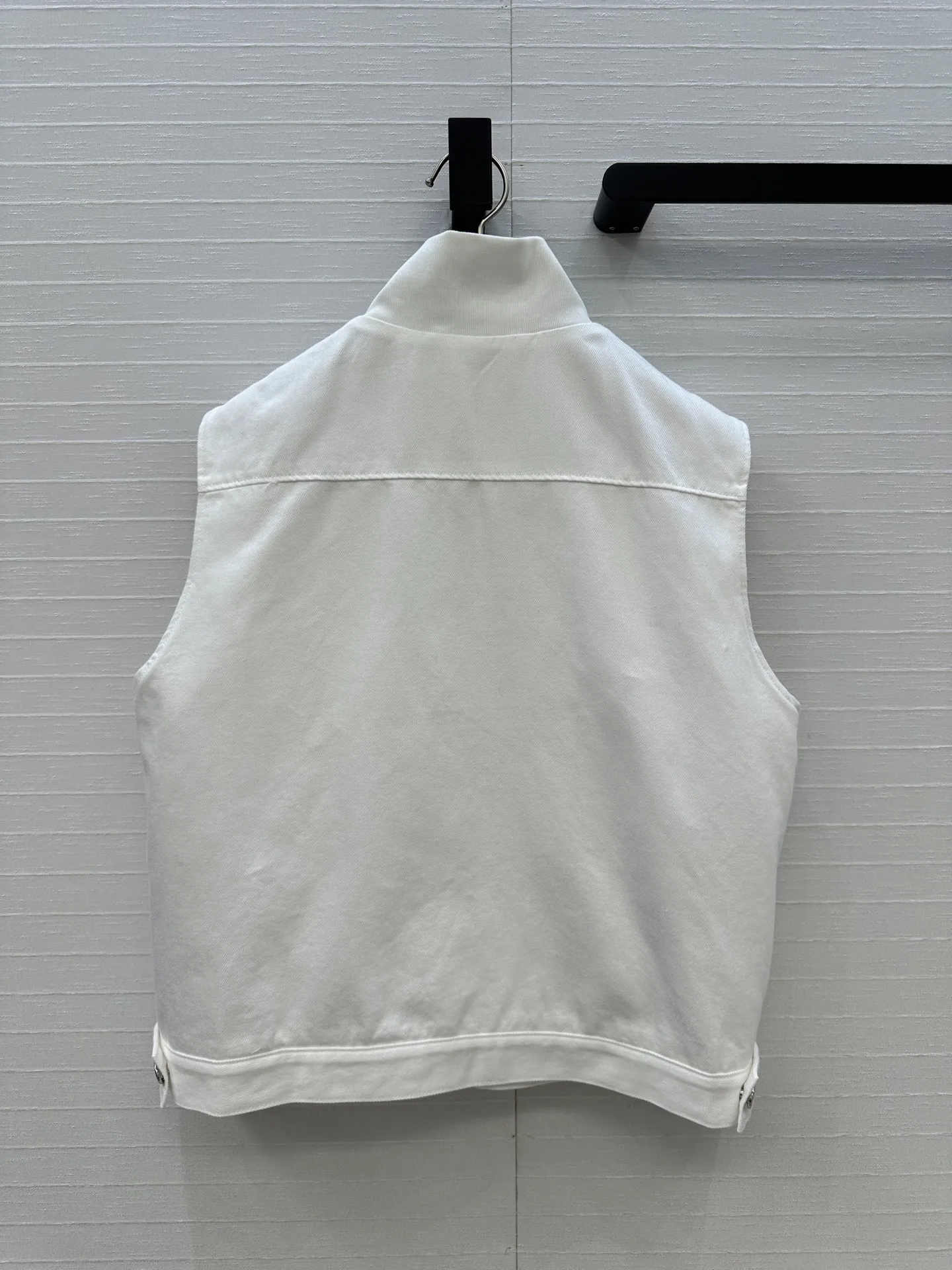 

2025 Spring/Summer New Stand up Cowboy White Vest 136