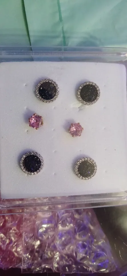 Simple Circle Round Stud Earrings for Men Boys, Metal Zircon Small Earrings, Unisex Daily Jewelry Accessory photo review