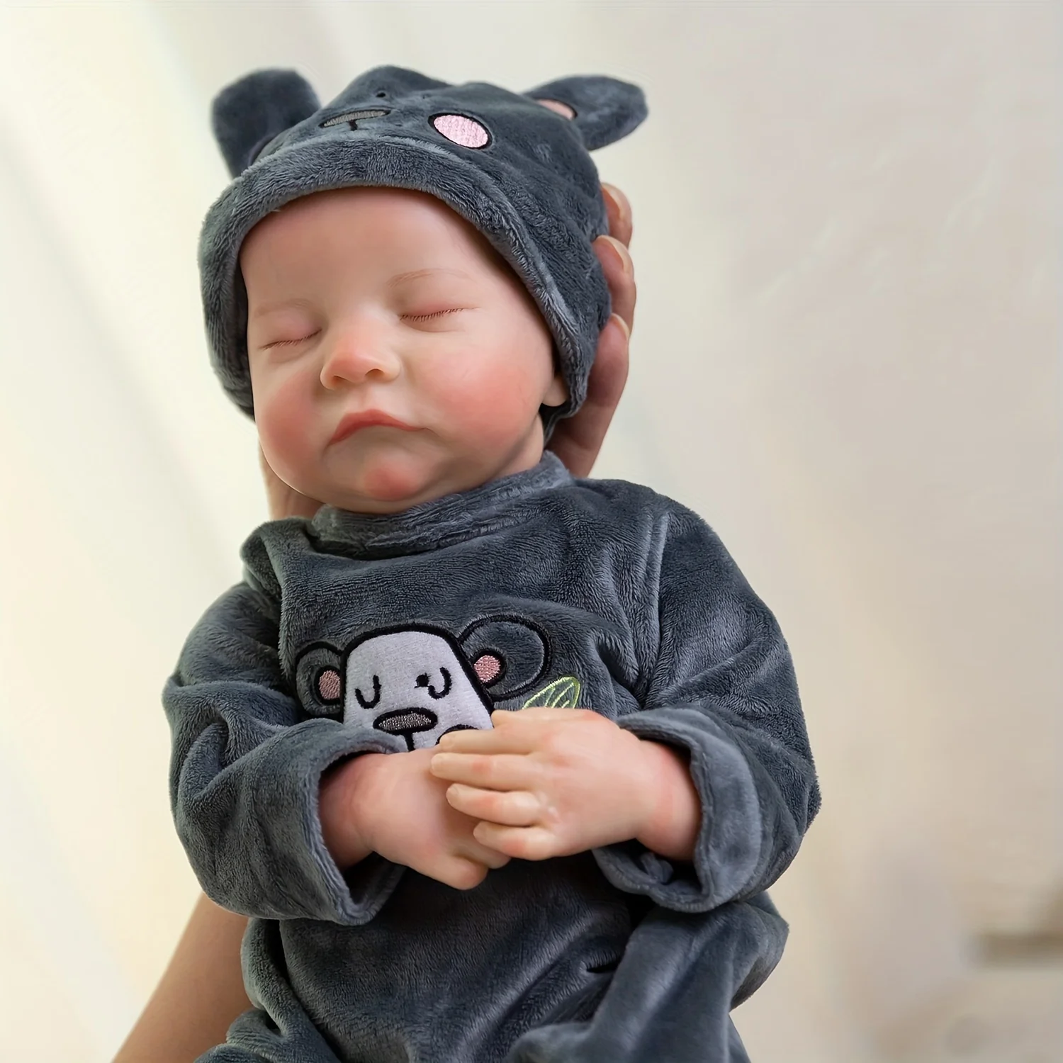 ตุ๊กตาเด็กทารกเหมือนจริง - ตุ๊กตาเด็กทารกทำจากไวนิลเนื้อนุ่มน่ารักขนาด 18 นิ้ว ตุ๊กตาเด็กทารกเหมือนจริงที่สามารถจัดท่าทางได้ (เฉพาะตุ๊กตา/ไม่มีอุปกรณ์เสริม)