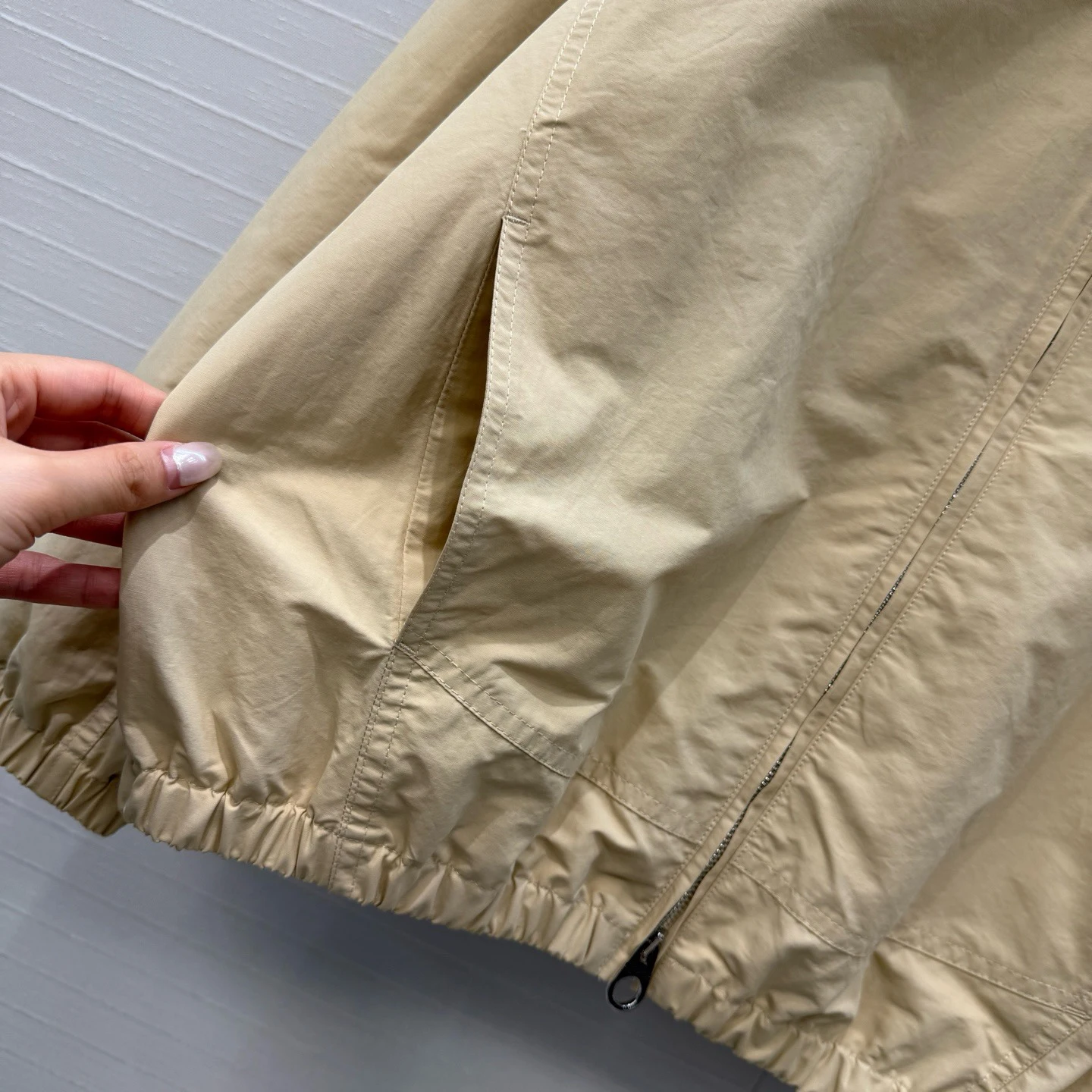 Nouvelle Veste Coupe-Vent Pilote Femme Printemps 2026, Blouson à Capuche, Manteau Anti-vent, Haute Qualité, Simple et Tendance, Idéal pour les Trajets Quotidien