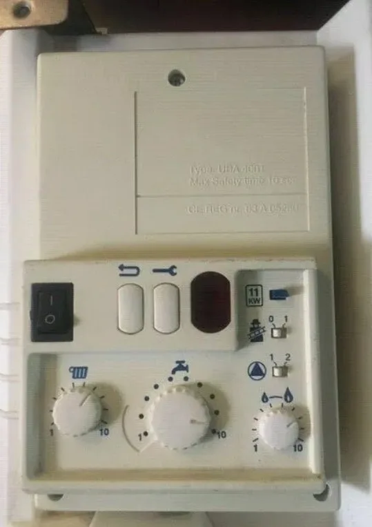 HEATING UBA CONTROL UNIT CONTROL UNIT 4001 BUDERUS COMBAT LOGAMAX PLUS GB112/60