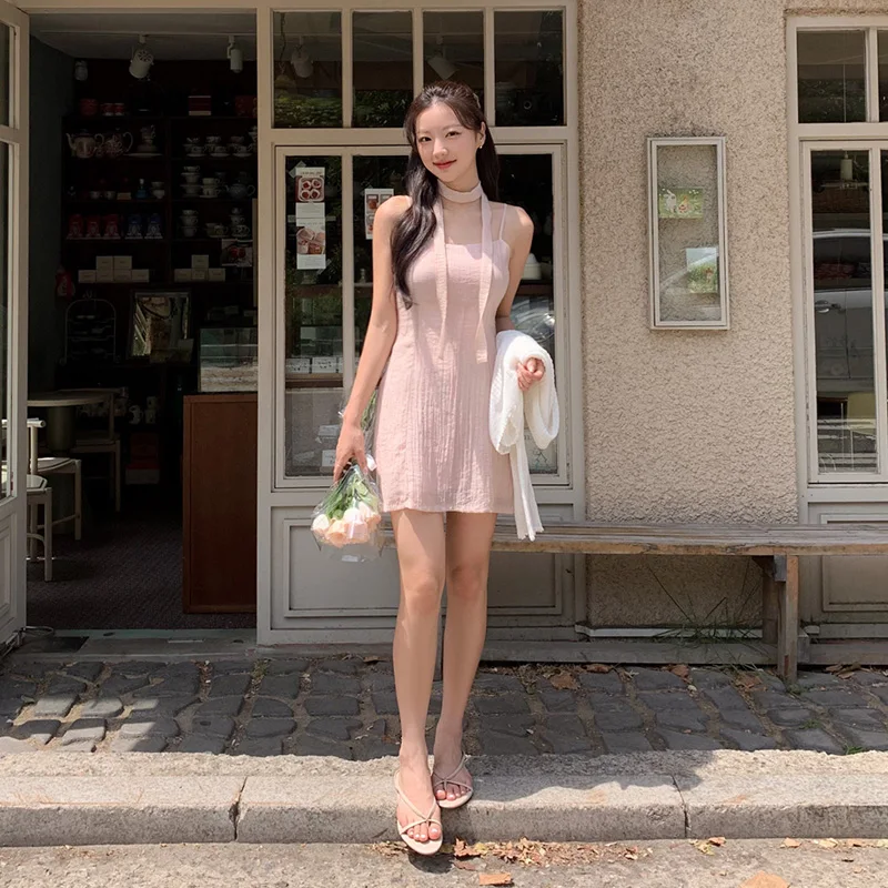 아뜨랑스 Arne 타이 세트 미니 롱 플레어 원피스 OP15813: 세련된 룩을 완성하는 디테일이 살아있는 원피스