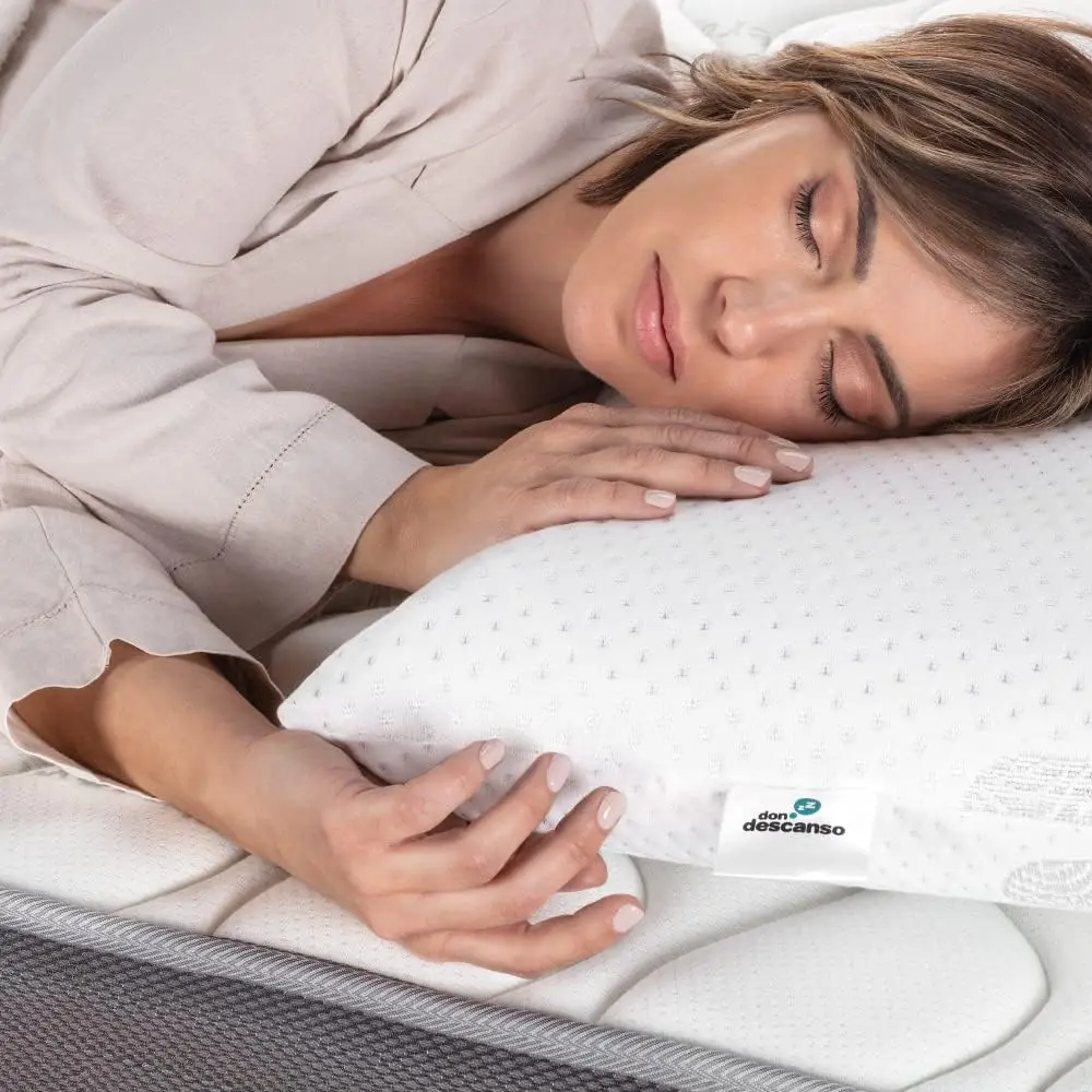 Almohada Viscoelástica con Doble Funda, Transpirable, Antiácaros, Termoregulable, Firmeza Media.