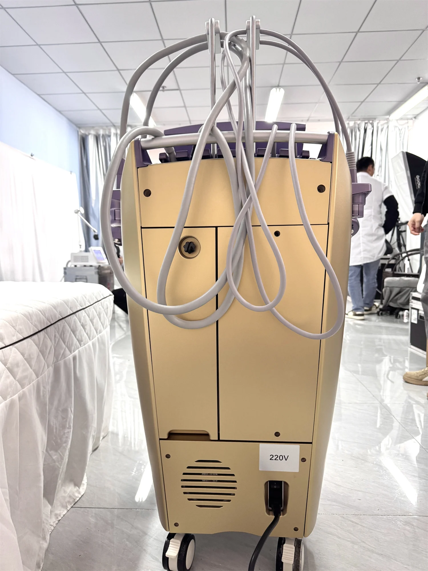 

Venus Legacy Body Slimming Machine Fat Burning Skin Tighten Cellulite Reduction Face Radiofrequency Cutting Edge Slimming