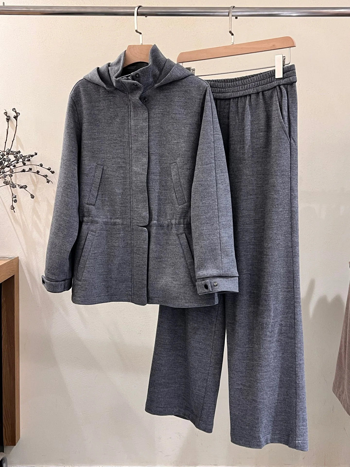 Mid season casual style wool hooded zippered two piece set