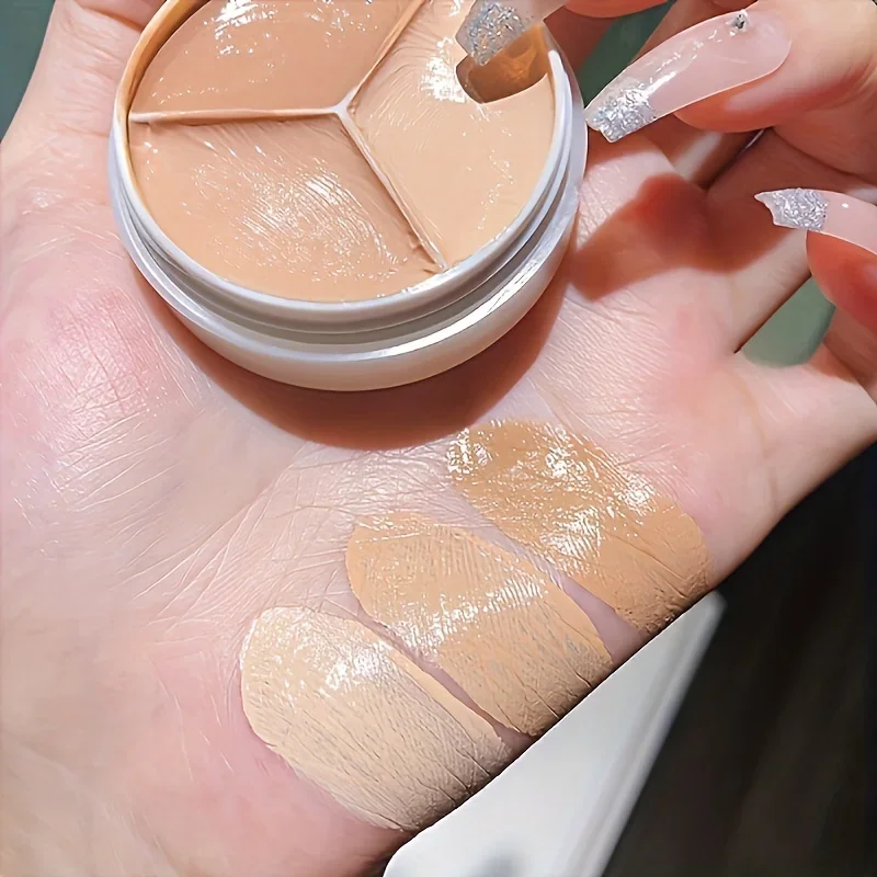 Palette anti-cernes Mousse, couverture des cernes, reflets mats, éclaircit le teint de la peau, crème hydratante pour le visage