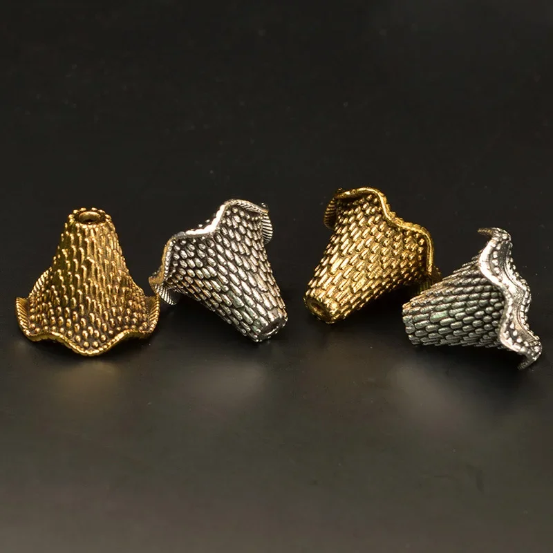 10 sztuk/partia Craft kształt rogu koraliki ze stopu Cap 20x16mm złoty/srebrny ręcznie robione kolczyki kurtki frędzle zaślepki DIY tworzenia biżuterii urok — zdjęcie 2