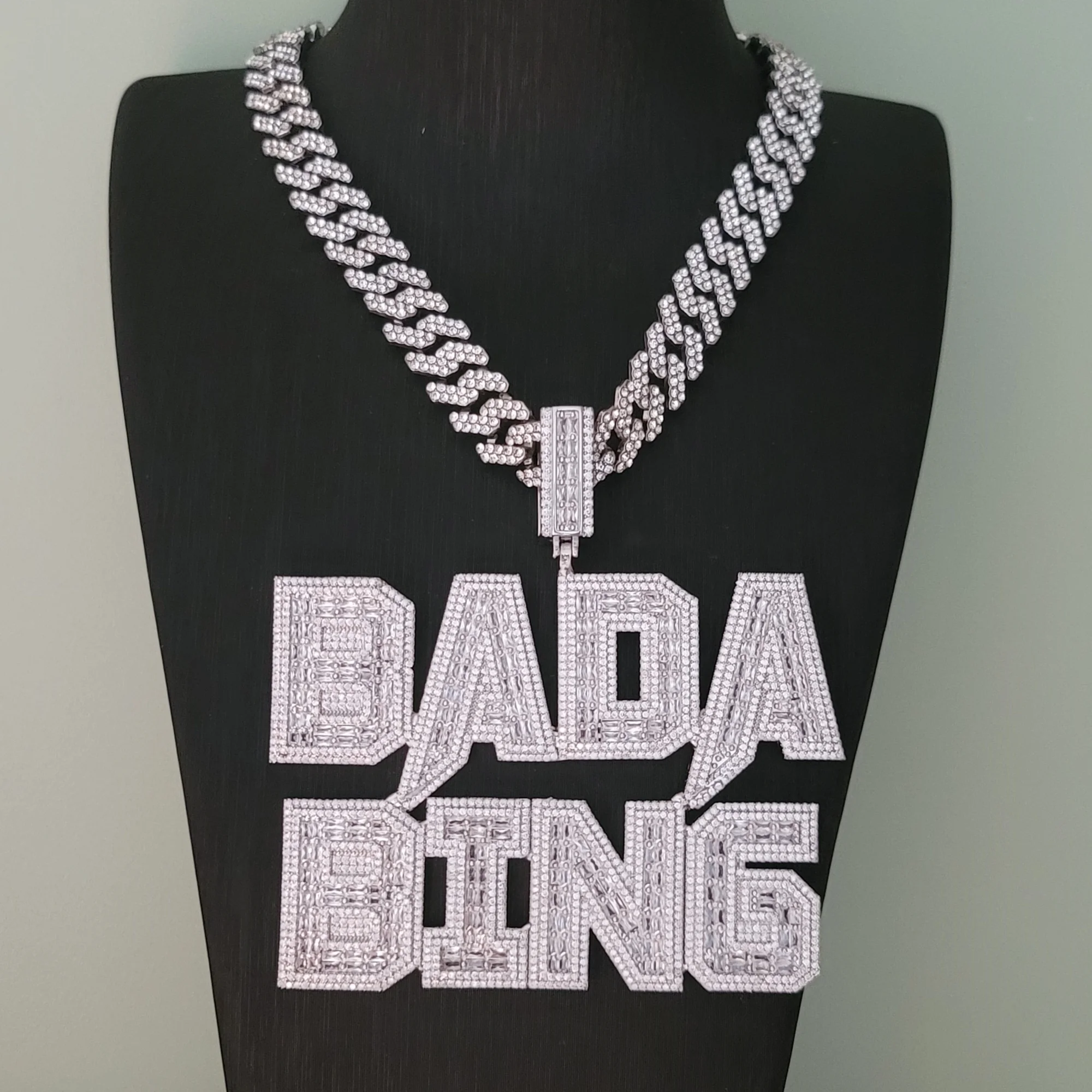 

Custom Square Stones Nameplate For Him Her Personalized Iced Out Letters Necklace With 12MM Cuban Link Chain Prom Party Jewelry