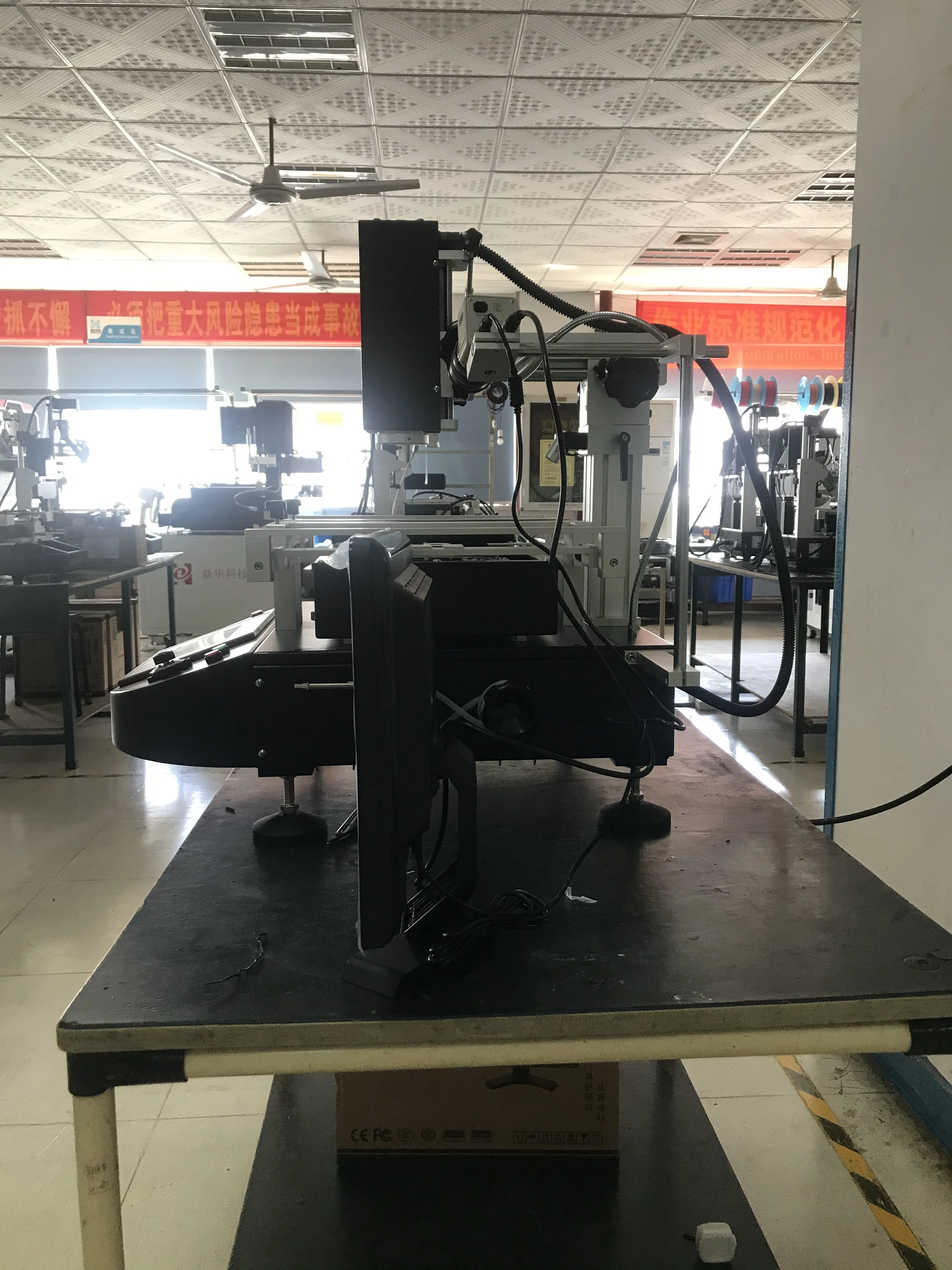 220V R5830C Touch Screen BGA Rework Station Hot Air 3 Zones Soldering Machine for Laptop Motherboard Chip Repair 4500W