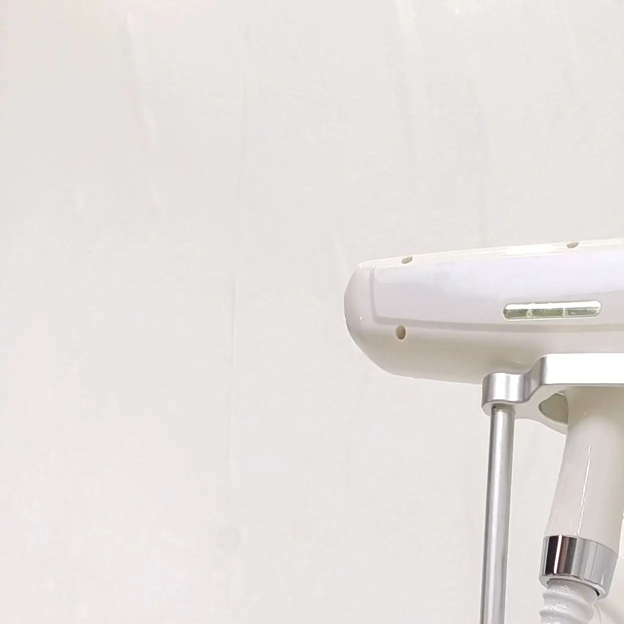 

Platinum Diode Laser Hair Removal Machine 4 Wavelengths for Face Body 755nm 808nm 1064nm Alexandrite Diodes Painless 4000W 、 SH