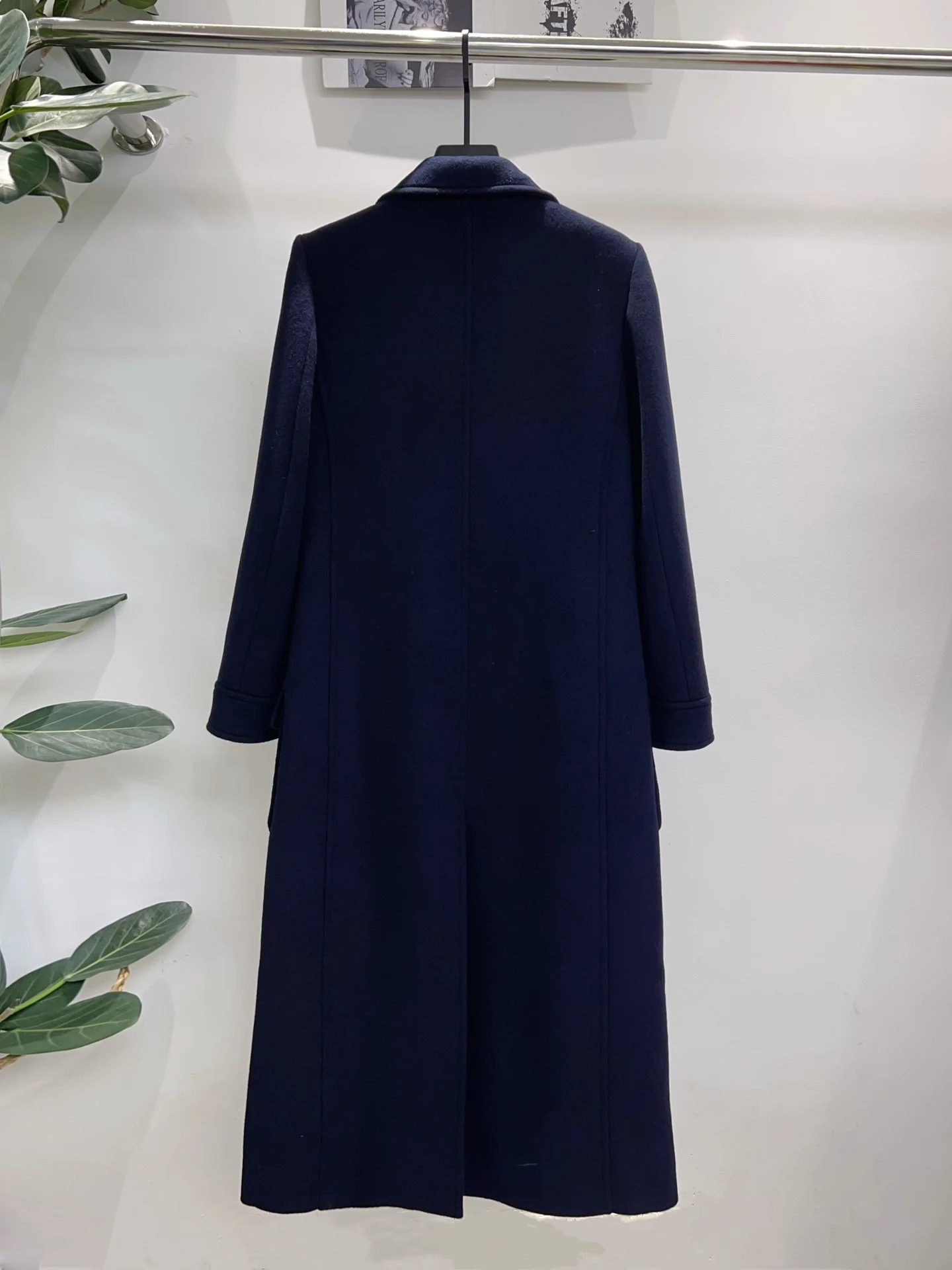 

High Quality Autumn Winter Women's Casual Fashion Solid Buttons Long Style Vintage Coat J013Q