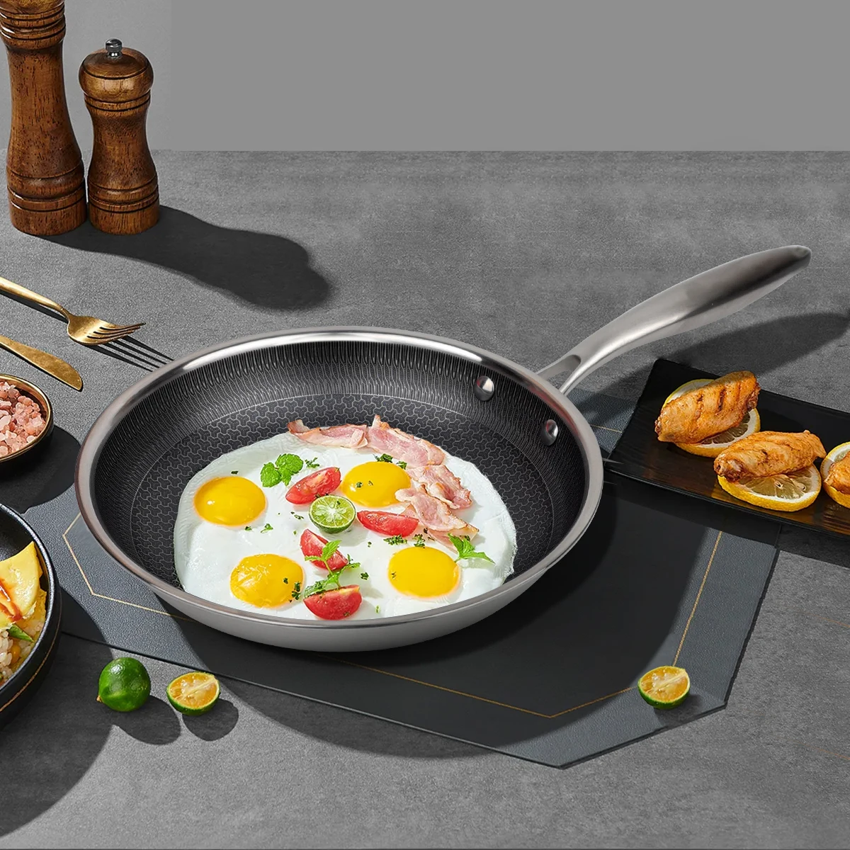 

Stainless Steel Frying Pan, Nonstick Honeycomb Wok-8.5/10.2/11.8inch Frying Pan,Compatiable with All Stove Tops, Oven Safe