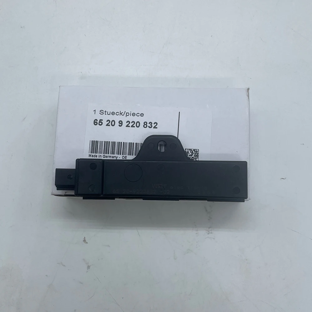 65209220832 Keyless Go Entry Antenna Module 65209144260 For B-MW X1 X3 X5 650i 750i 535d 320i F20 F21 F52 F45 F46 F30 M3 M5