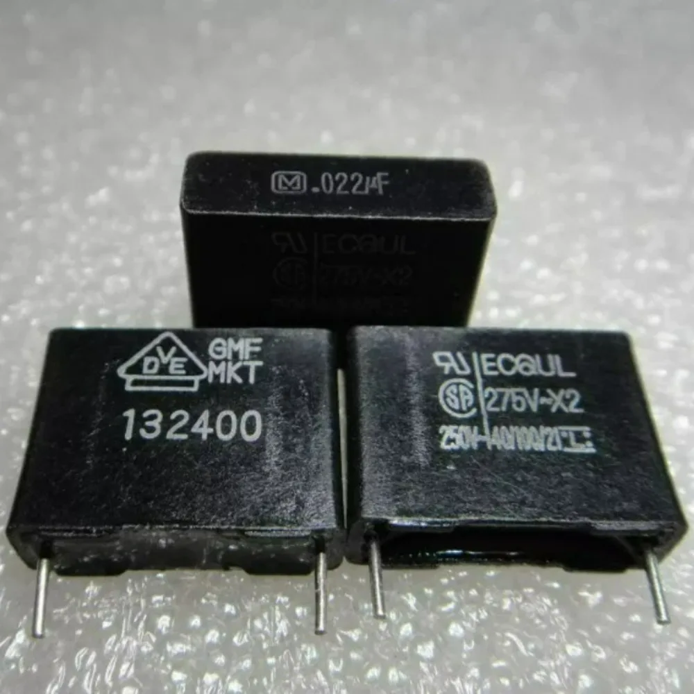 

10pcs/lot ECQUL 0.022uf 275vAC 22nf 223 M Brand New 12mm Film Capacitor